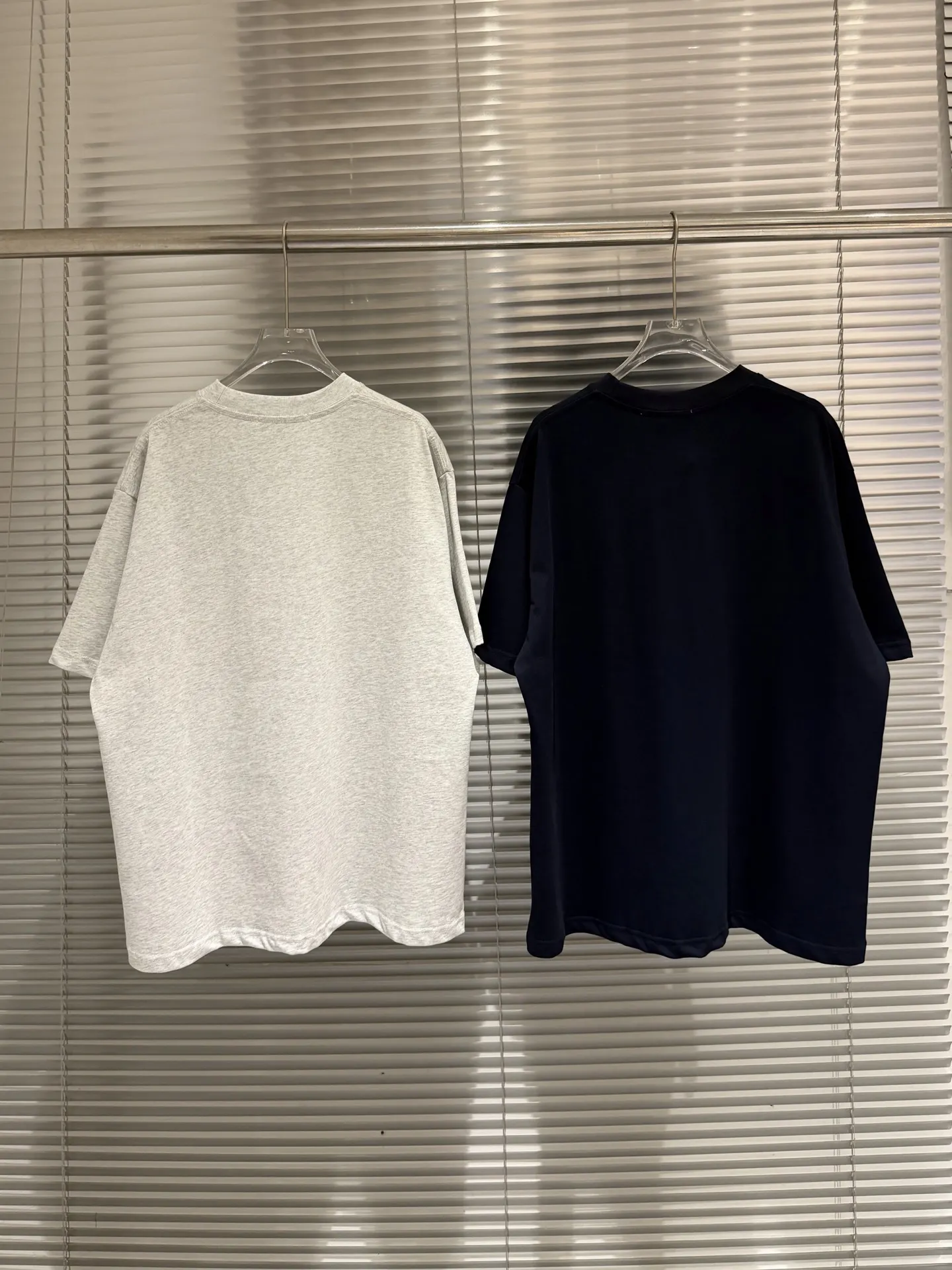 Bow Logo Oversized Cotton T-Shirt D10011814 — view 2