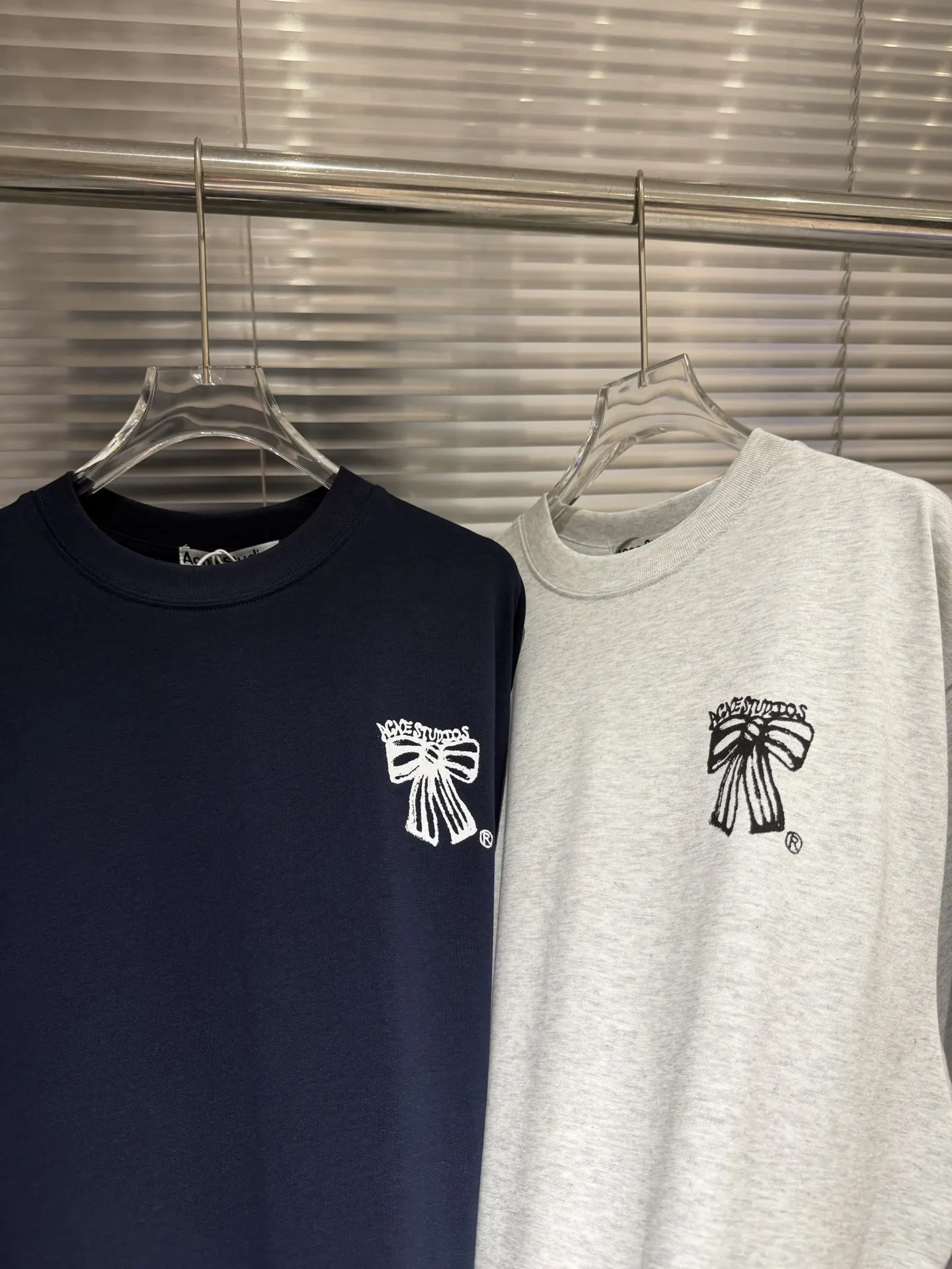 Bow Logo Oversized Cotton T-Shirt D10011814 — view 3