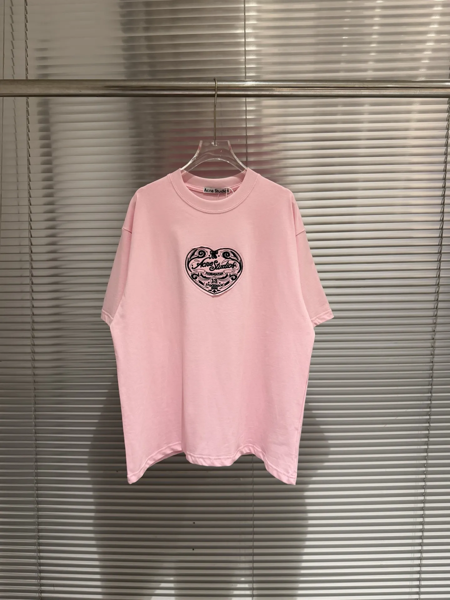 Heart Embroidery Oversized T-Shirt D10011810 — view 11