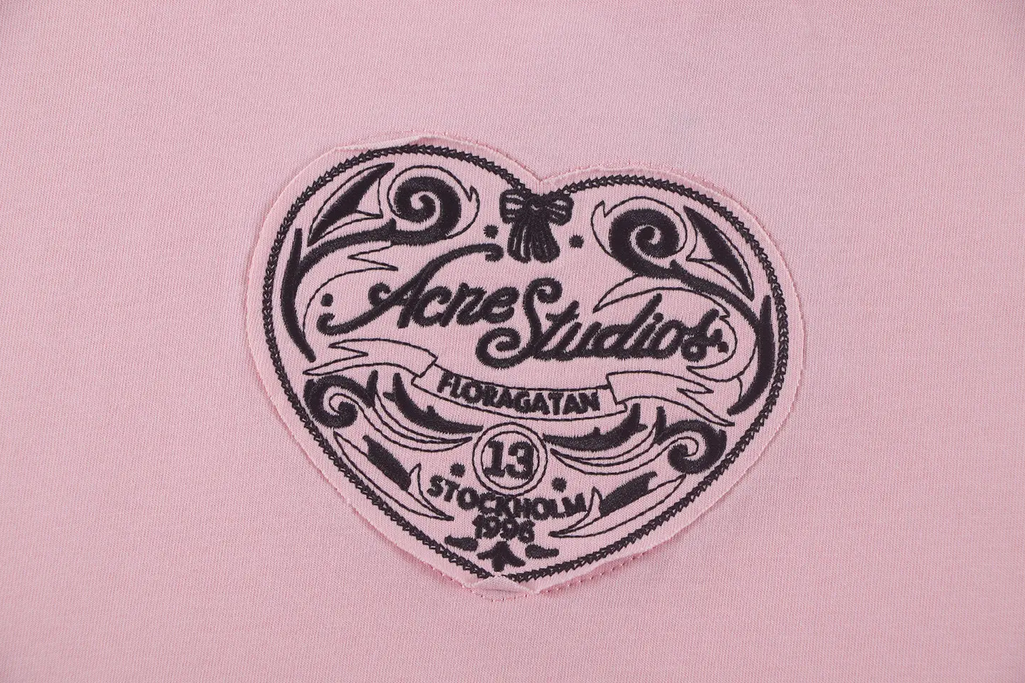 Heart Embroidery Oversized T-Shirt D10011812 — view 4