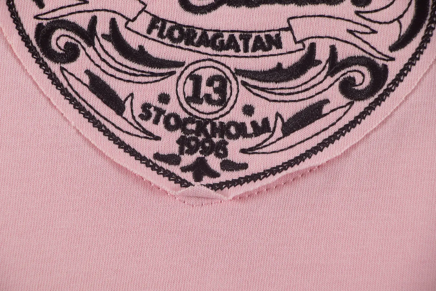 Heart Embroidery Oversized T-Shirt D10011812 — view 6