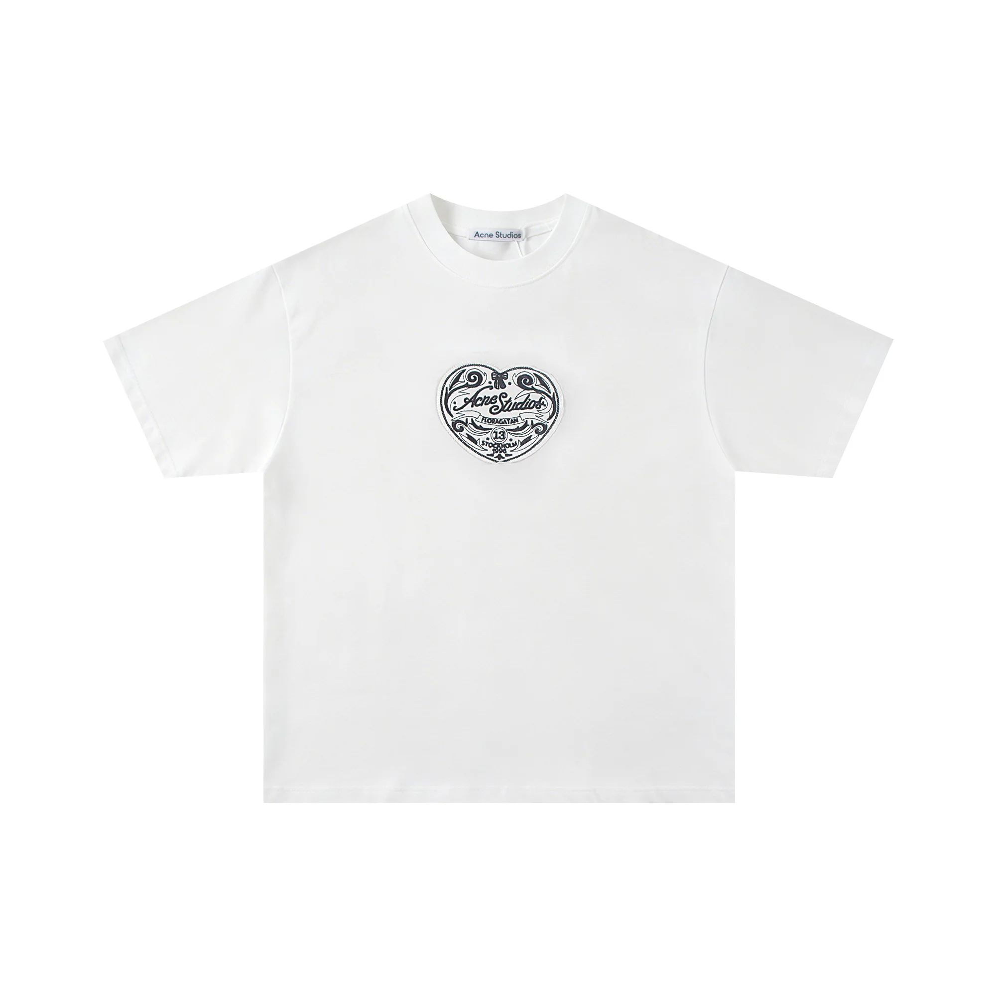 Heart Embroidery Oversized Cotton T-Shirt D10011811 — view 2