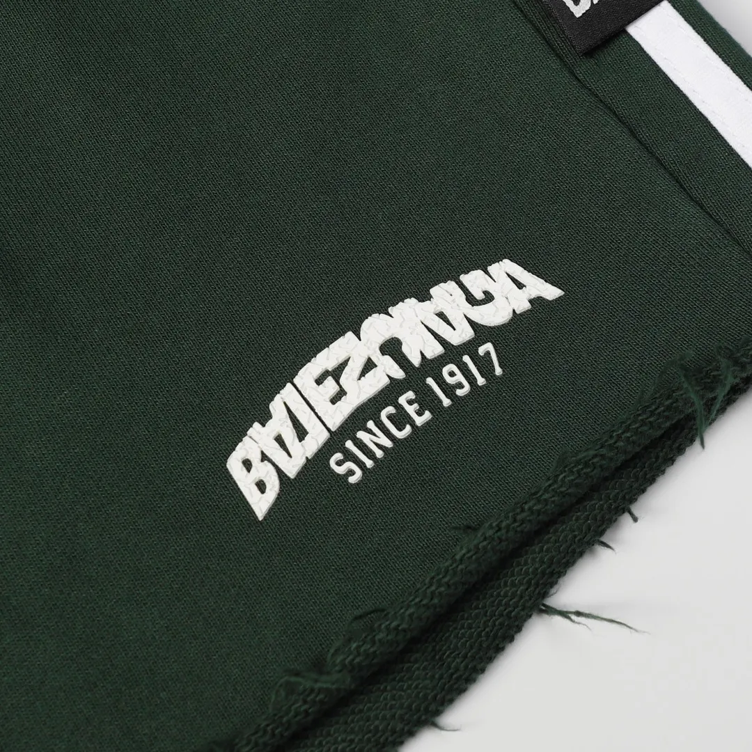 Distressed Logo-Print Cotton-Jersey Shorts D19013252 — view 3