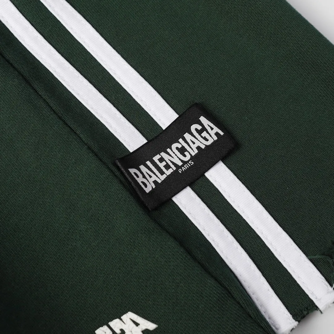 Distressed Logo-Print Cotton-Jersey Shorts D19013252 — view 4
