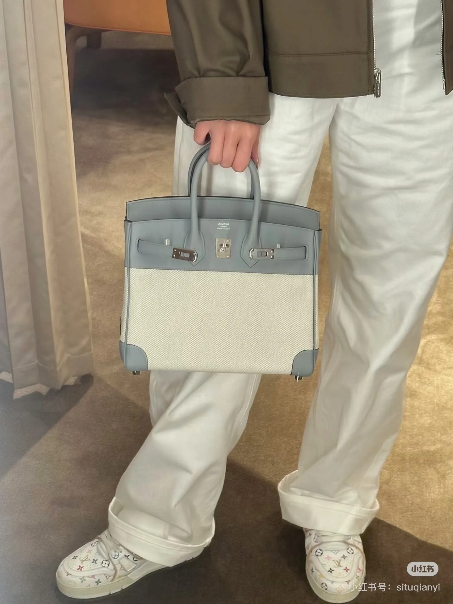 Color-Block Canvas & Leather Top-Handle Bag D59018548 — view 2