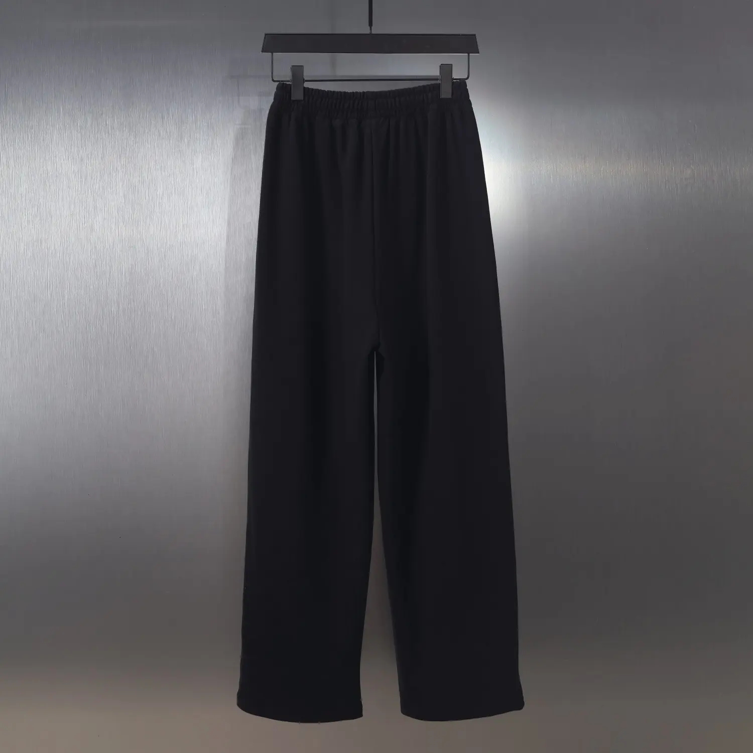 Logo Embroidered Wide-Leg Sweatpants D21522620 — view 2