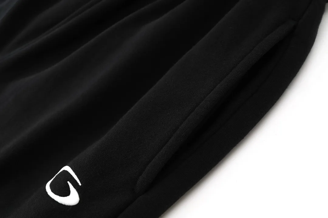 Logo-Embroidered Washed Cotton Sweatpants D24512984 — view 4