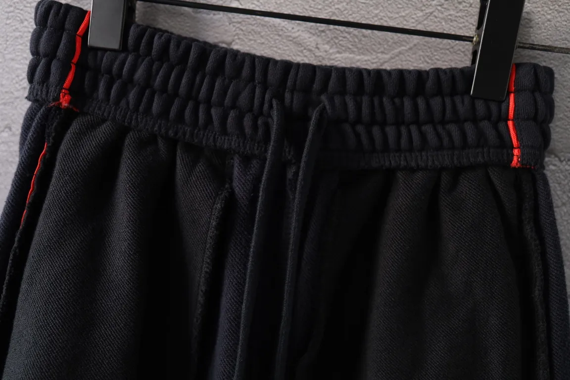 Logo-Embroidered Side-Stripe Sweatpants D20520079 — view 7