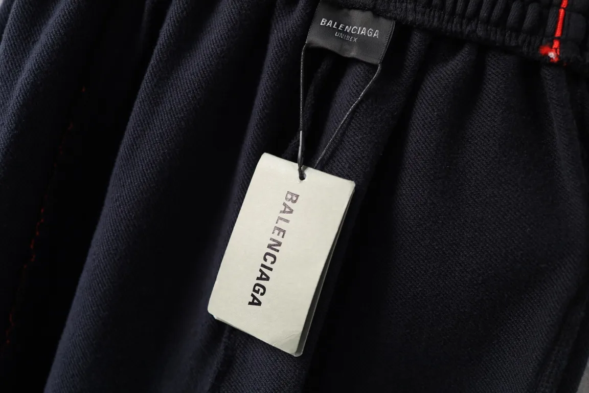 Logo-Embroidered Side-Stripe Sweatpants D20520079 — view 9