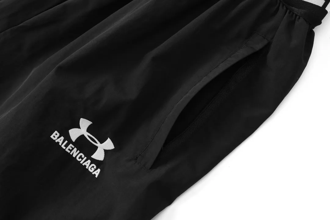 Logo-Embroidered Double-Waist Track Pants D29912980 — view 5