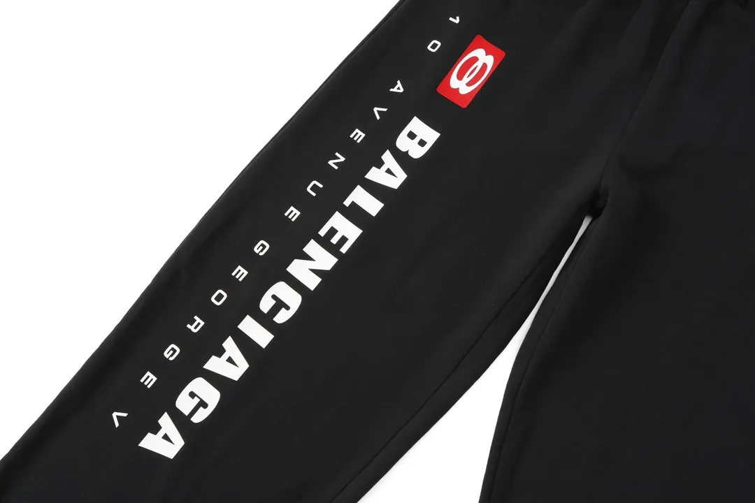 Logo Print Wide-Leg Sweatpants D20520080 — view 12