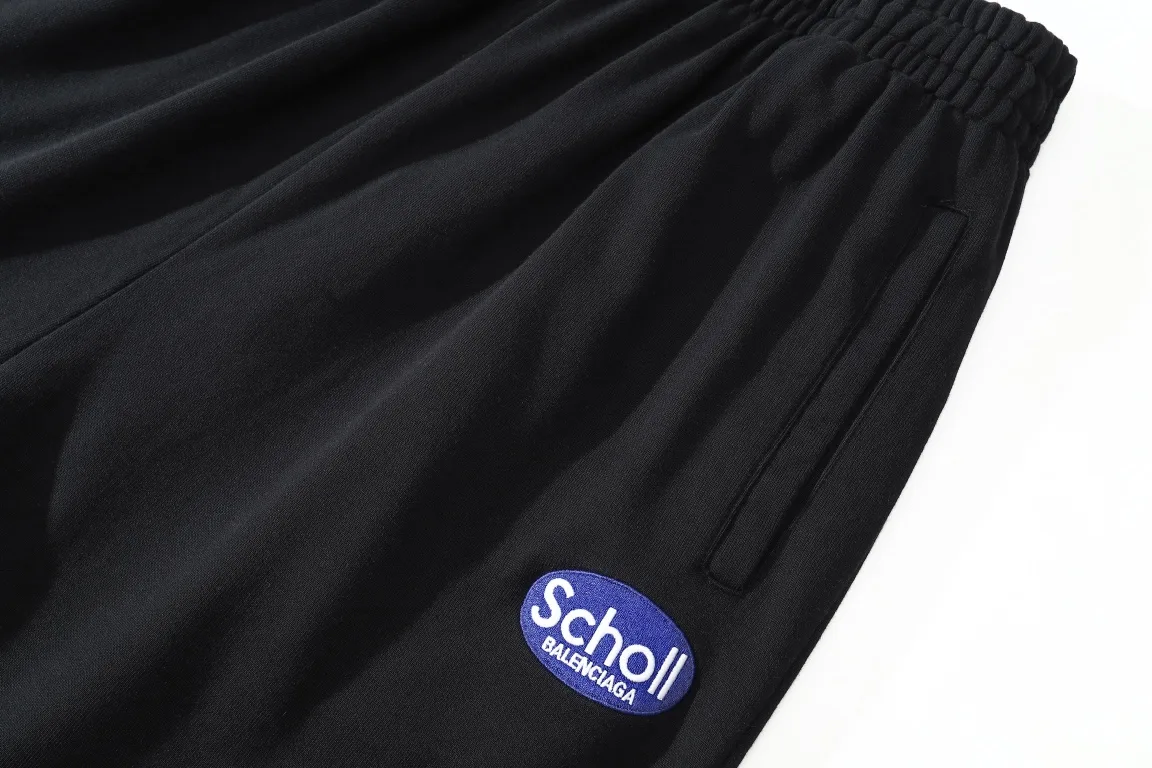 Logo-Embroidered Wide-Leg Sweatpants D26512962 — view 3