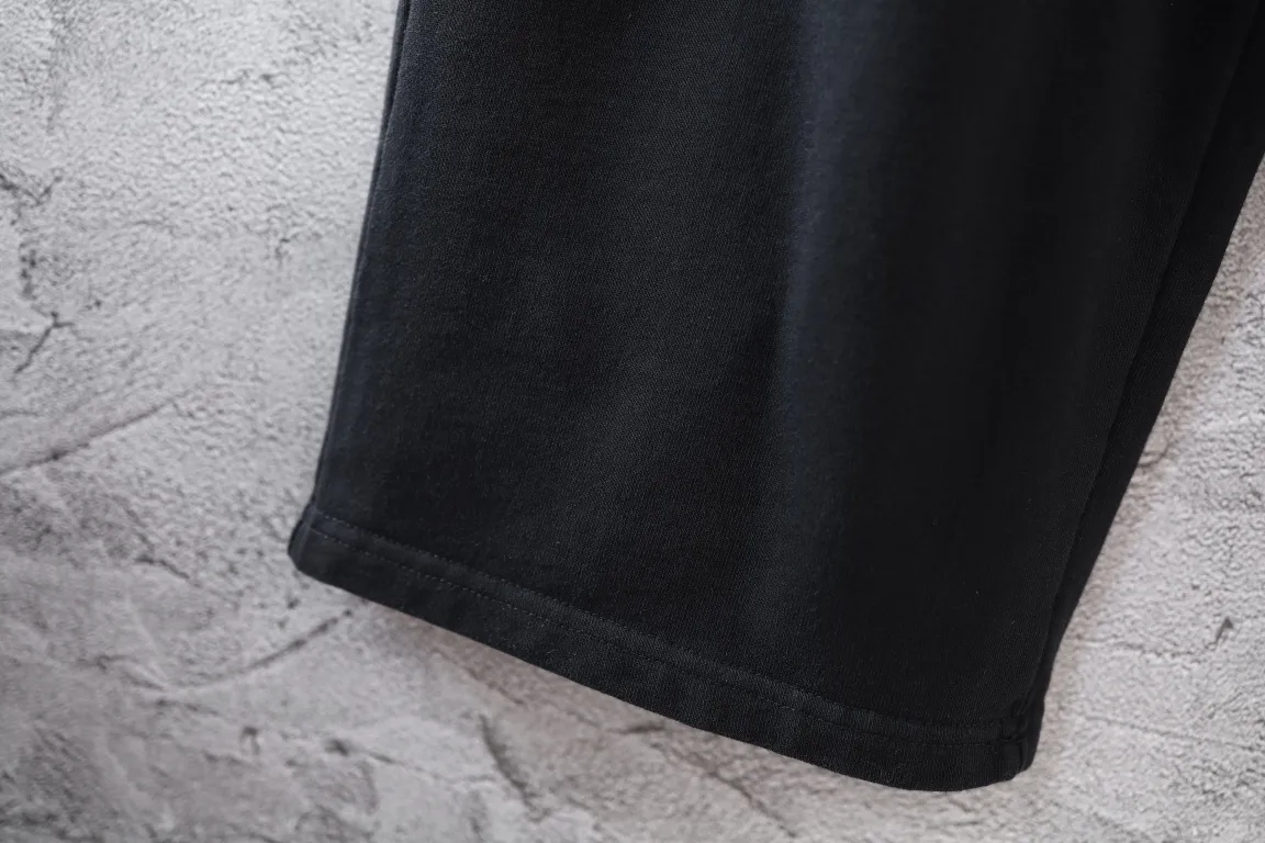 Logo-Embroidered Wide-Leg Sweatpants D26512961 — view 4