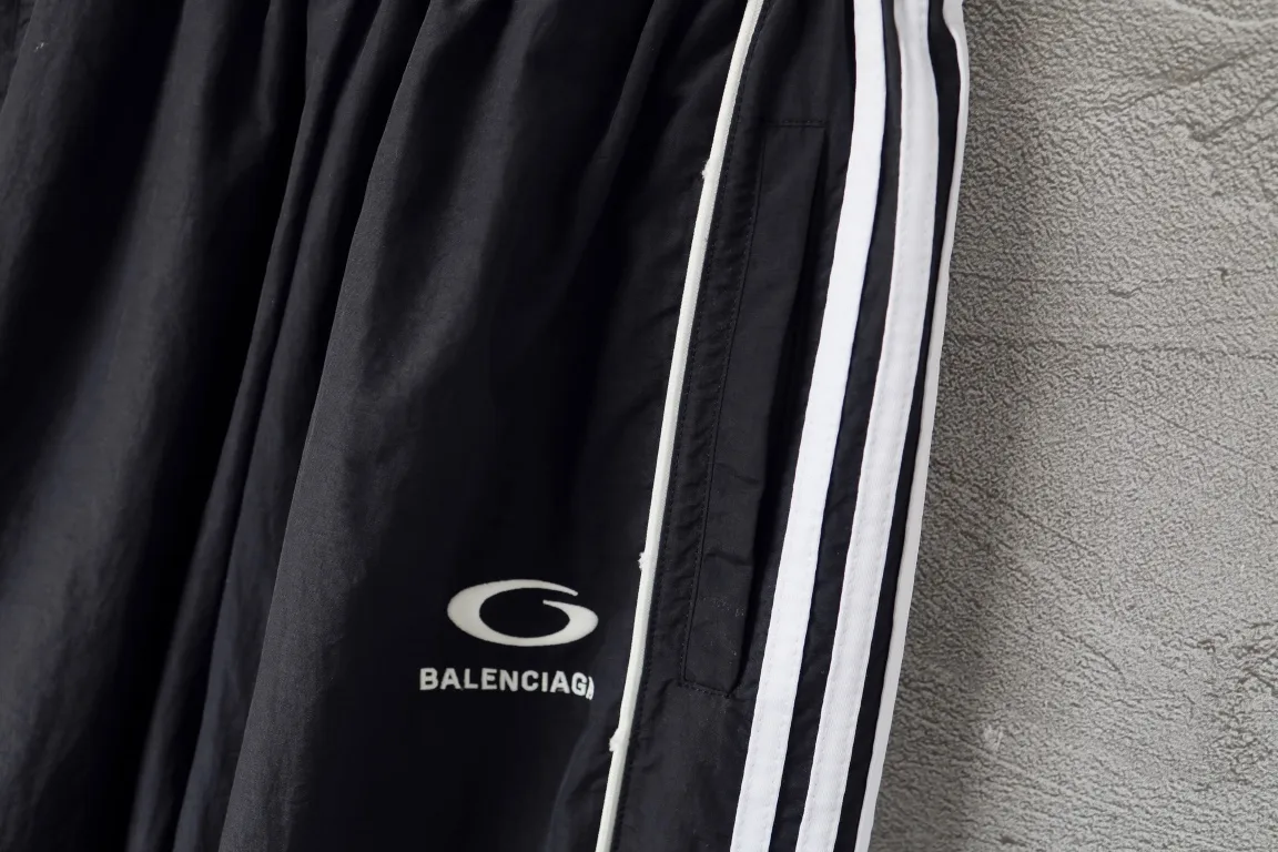 Logo-Embroidered Striped Track Pants D27912957 — view 4