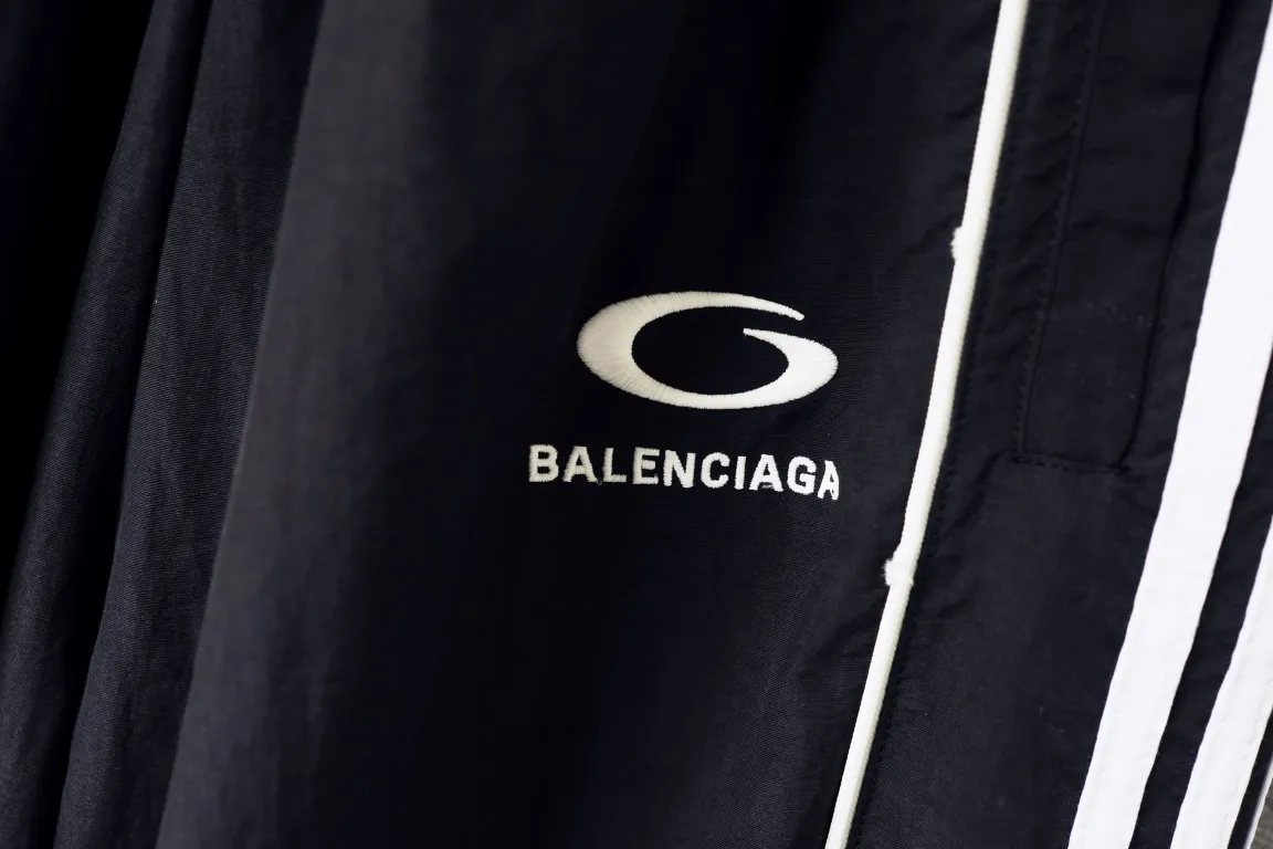Logo-Embroidered Striped Track Pants D27912957 — view 5