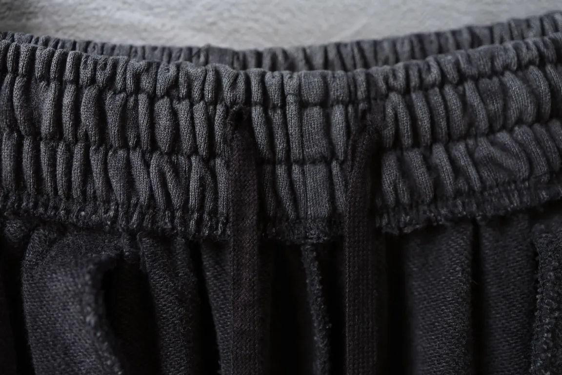 Embroidered Crest Faded Cotton Sweatpants D30912949 — view 6