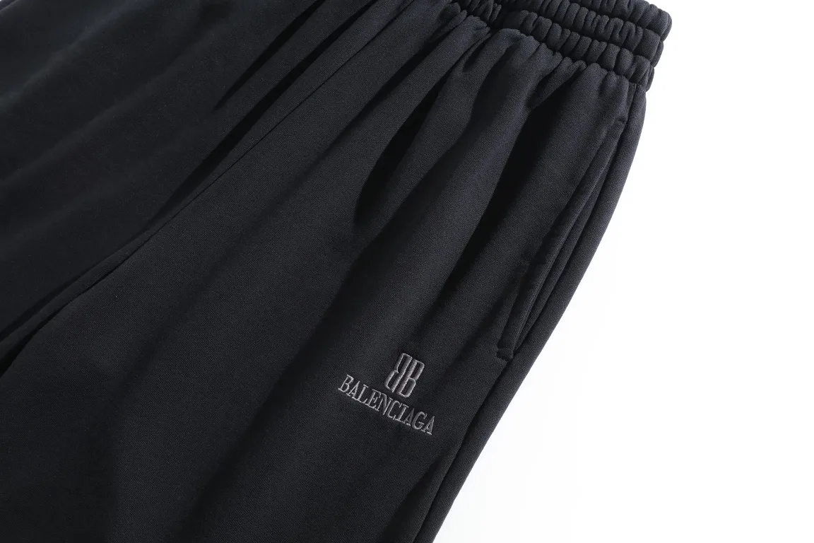 Logo-Embroidered Wide-Leg Sweatpants D24912946 — view 5