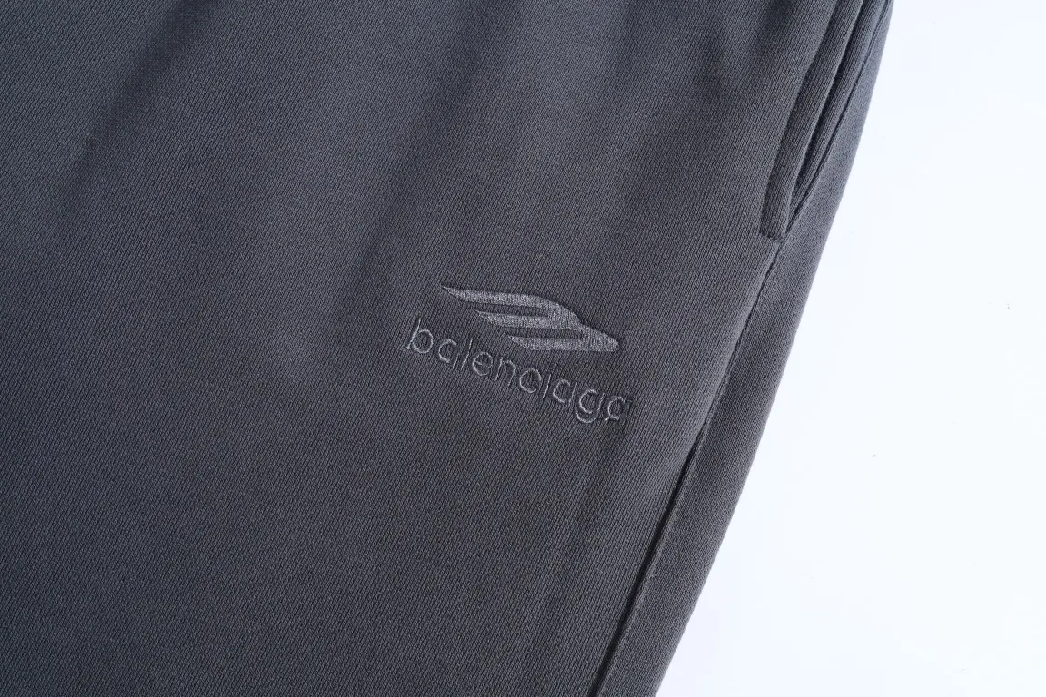 Reversible Embroidered Track Pants D32522615 — view 17