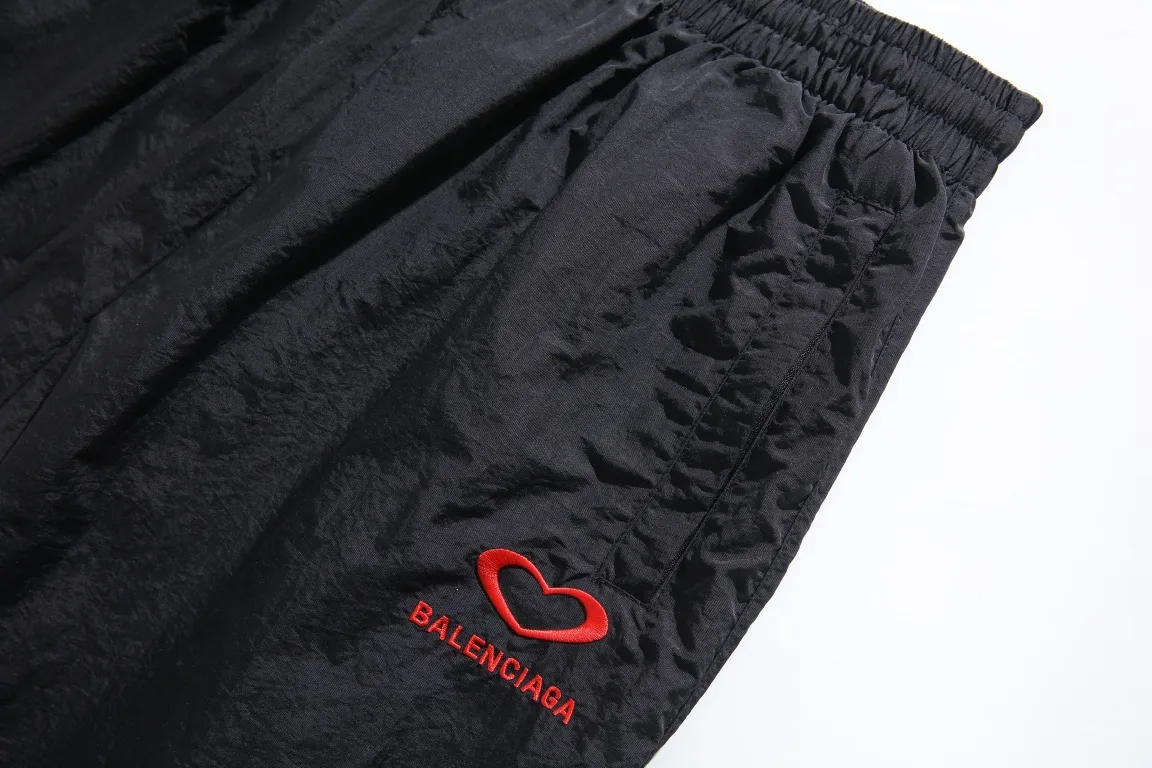 Heart Embroidered Shell Track Pants D25912944 — view 4