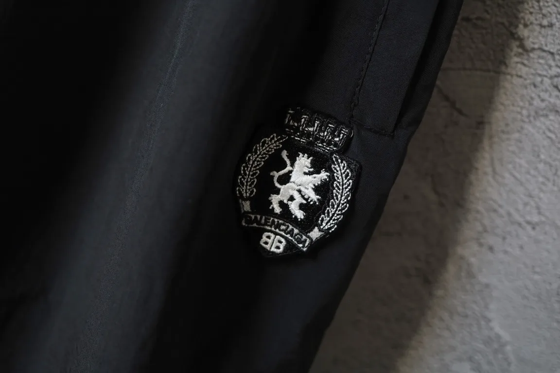 Embroidered Logo Wide-Leg Track Pants D28512927 — view 4