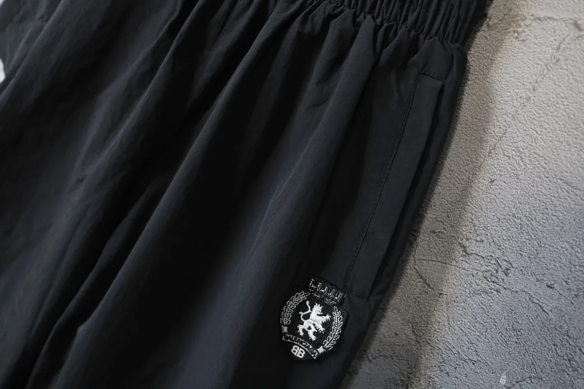 Embroidered Logo Wide-Leg Track Pants D28512927 — view 5