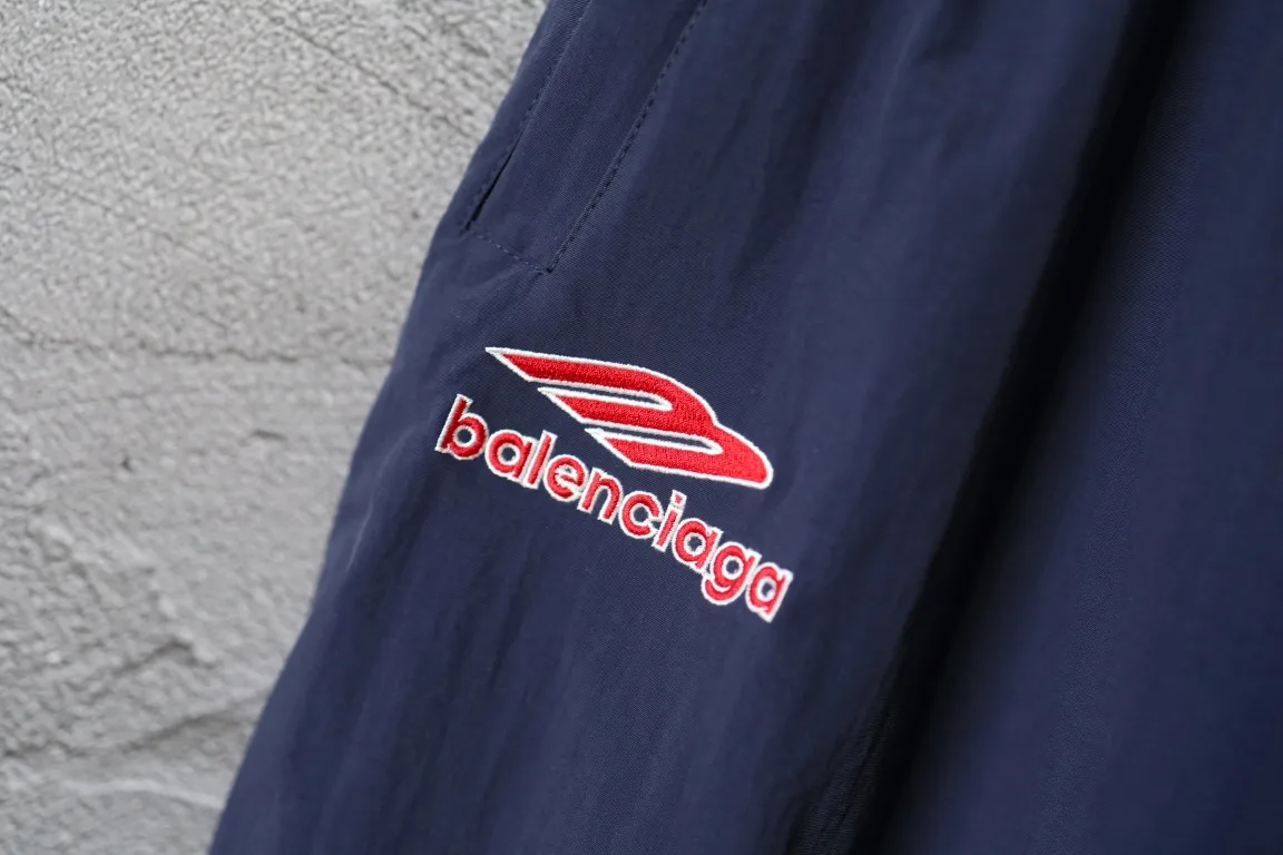 Embroidered Logo Track Pants D28512929 — view 3