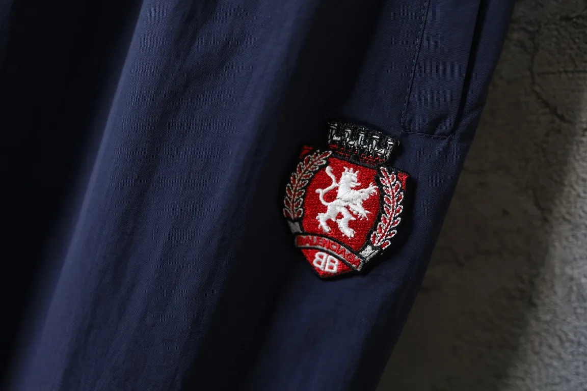 Embroidered Logo Track Pants D28512929 — view 4