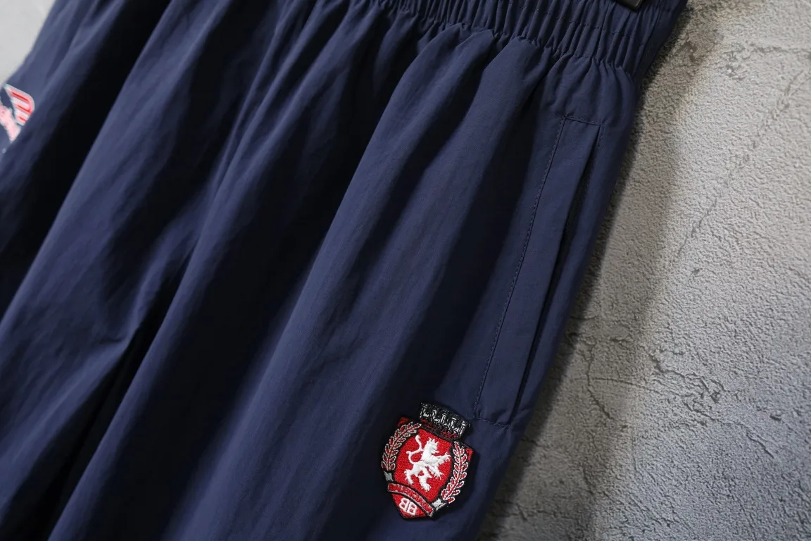Embroidered Logo Track Pants D28512929 — view 5