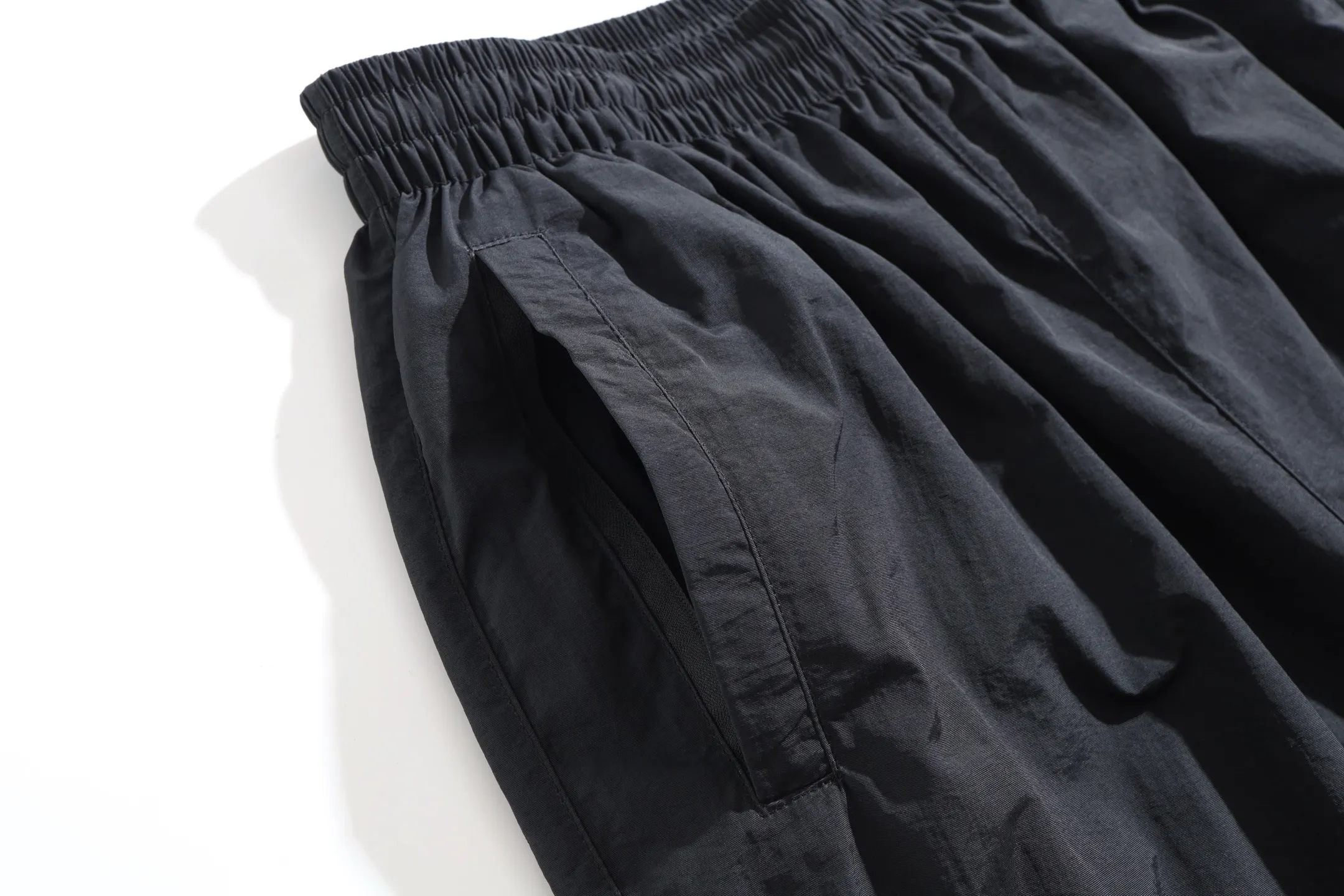 Embroidered Logo Woven Track Pants D22522591 — view 16