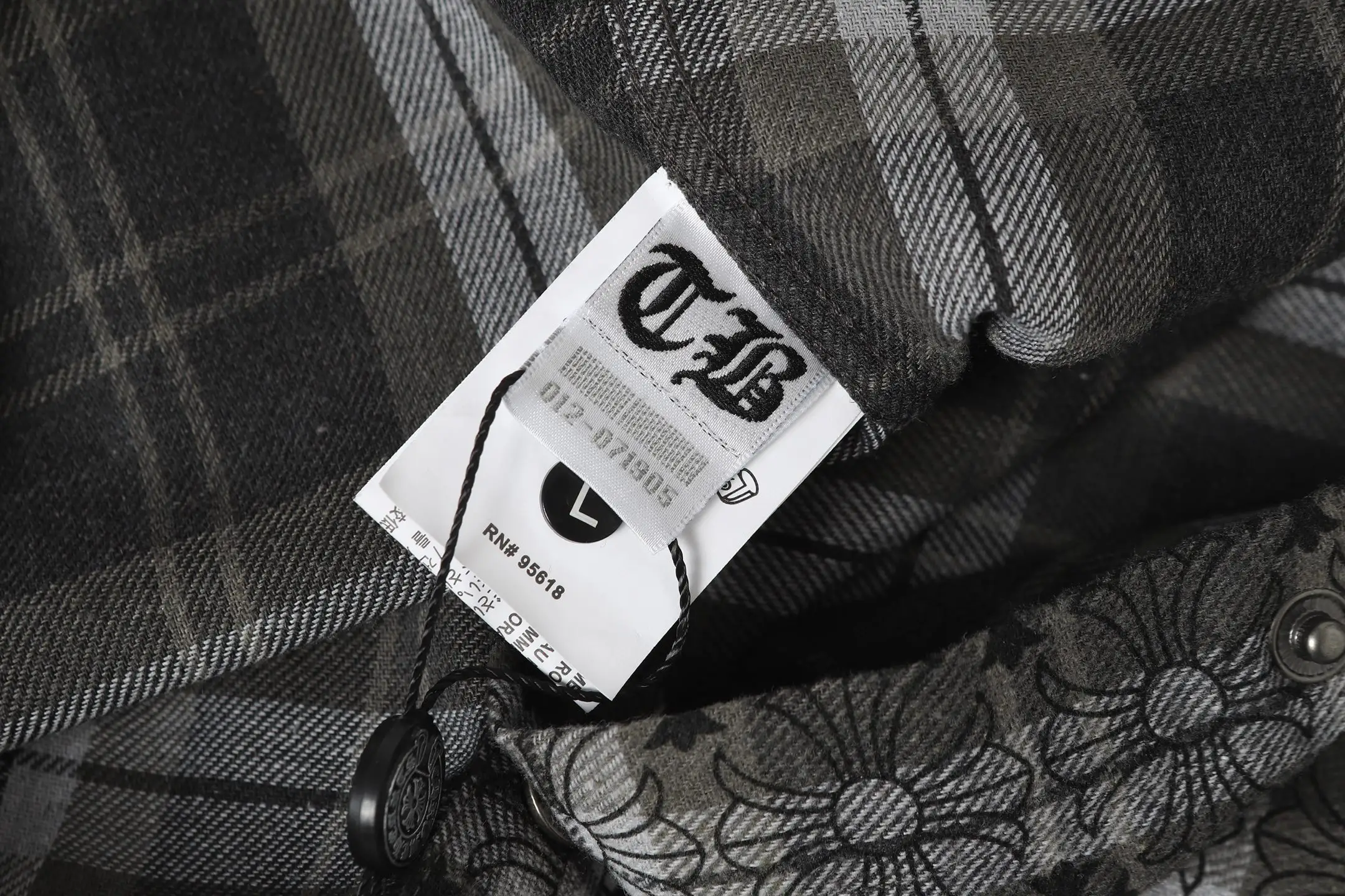 Logo-Jacquard Plaid Flannel Shirt D15013924 — view 10