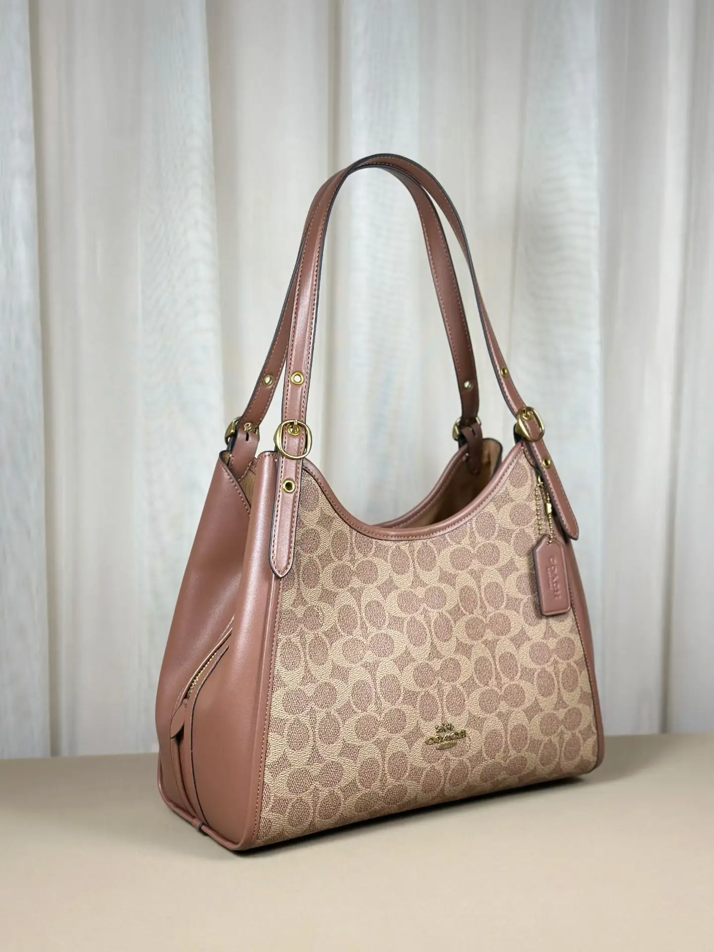 Erin Signature Canvas Shoulder Bag D39018242 — view 2