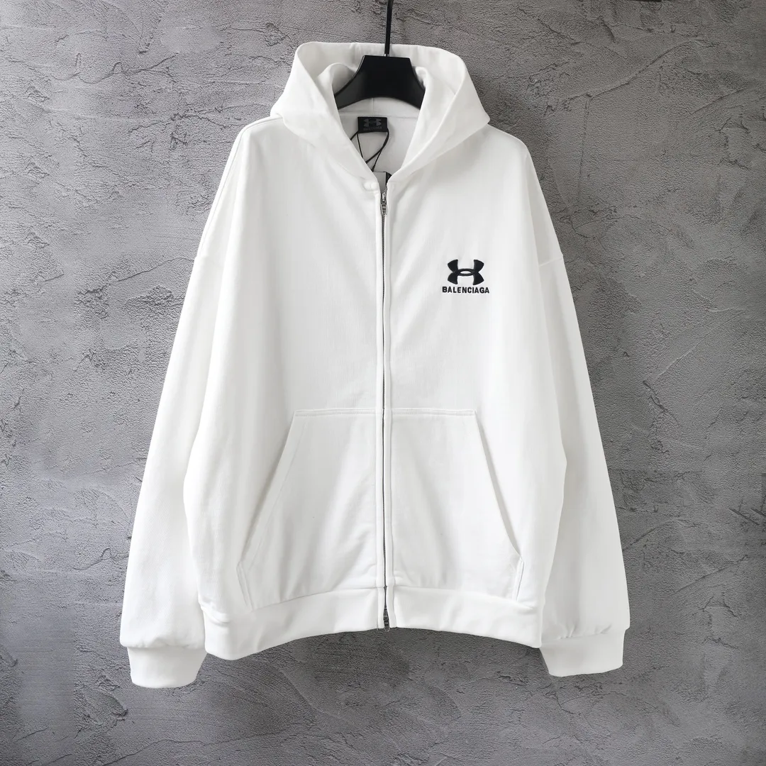 Logo Embroidered Zip-Up Hoodie D23922622