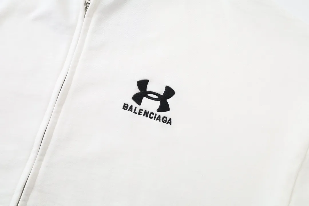 Logo Embroidered Zip-Up Hoodie D23922622 — view 13