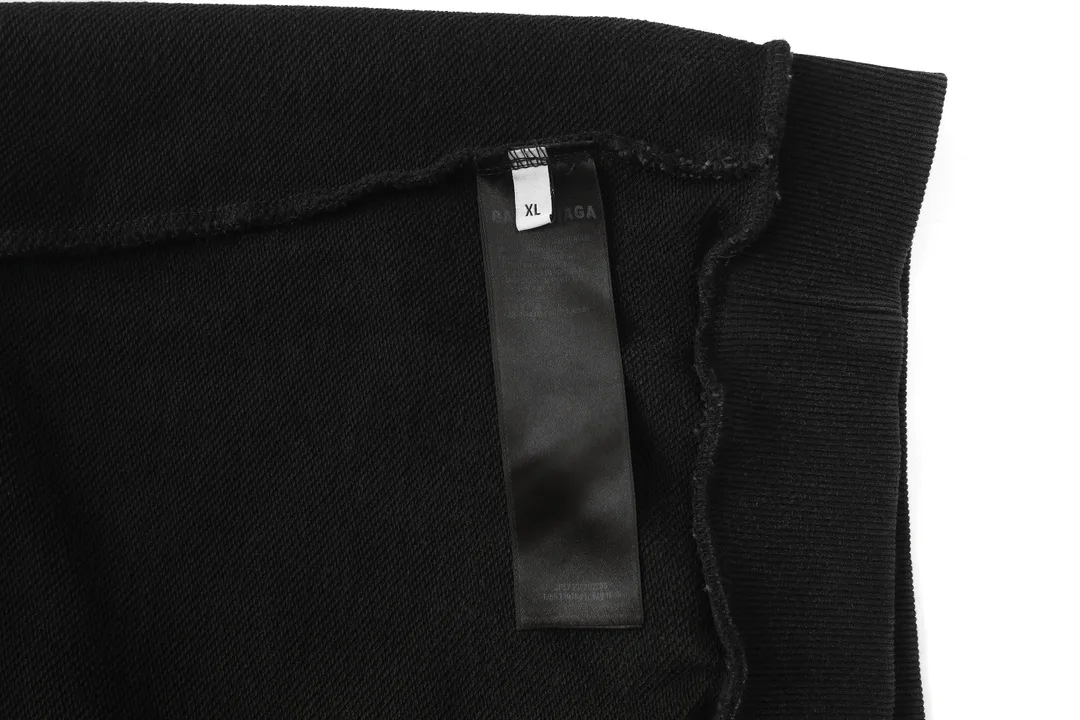 Avenue Montaigne Embroidered Logo Hoodie D26522624 — view 17