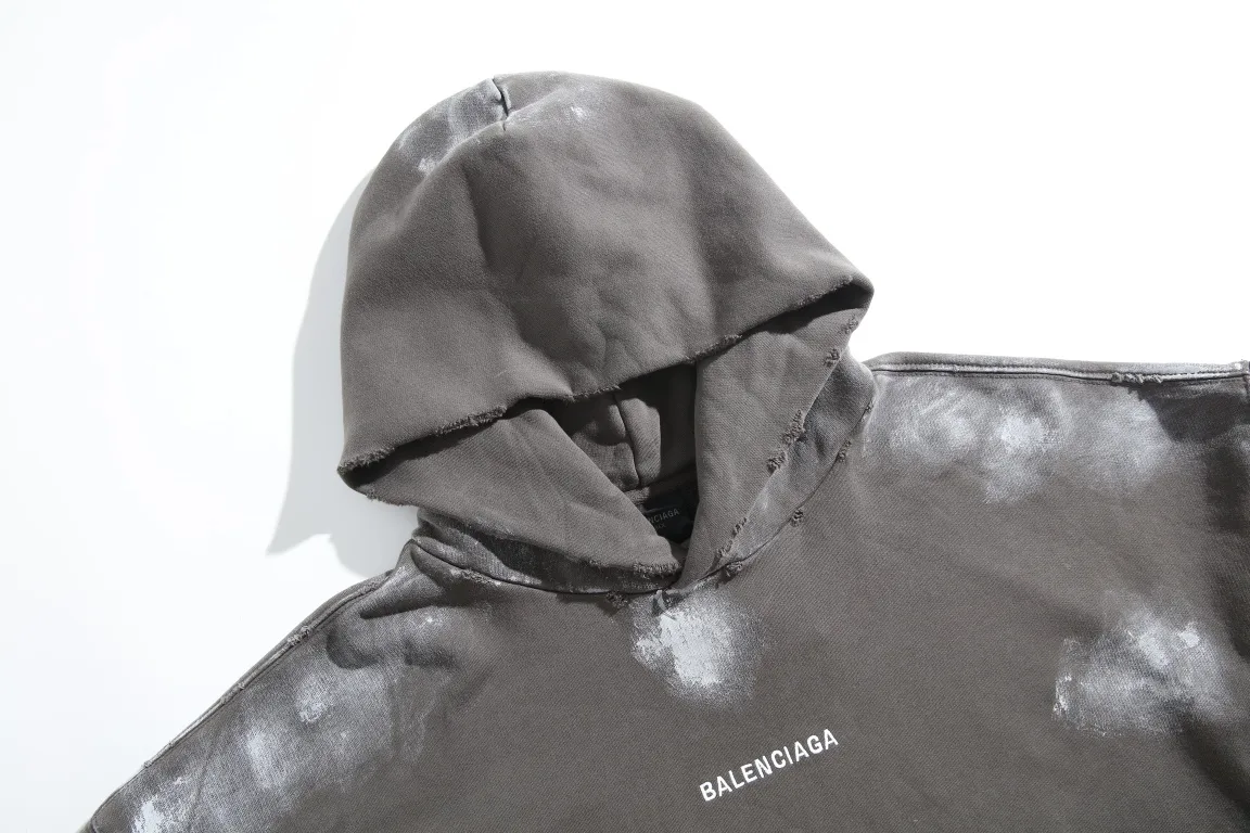 Logo Embroidered Mud-Wash Distressed Hoodie D31920096 — view 14