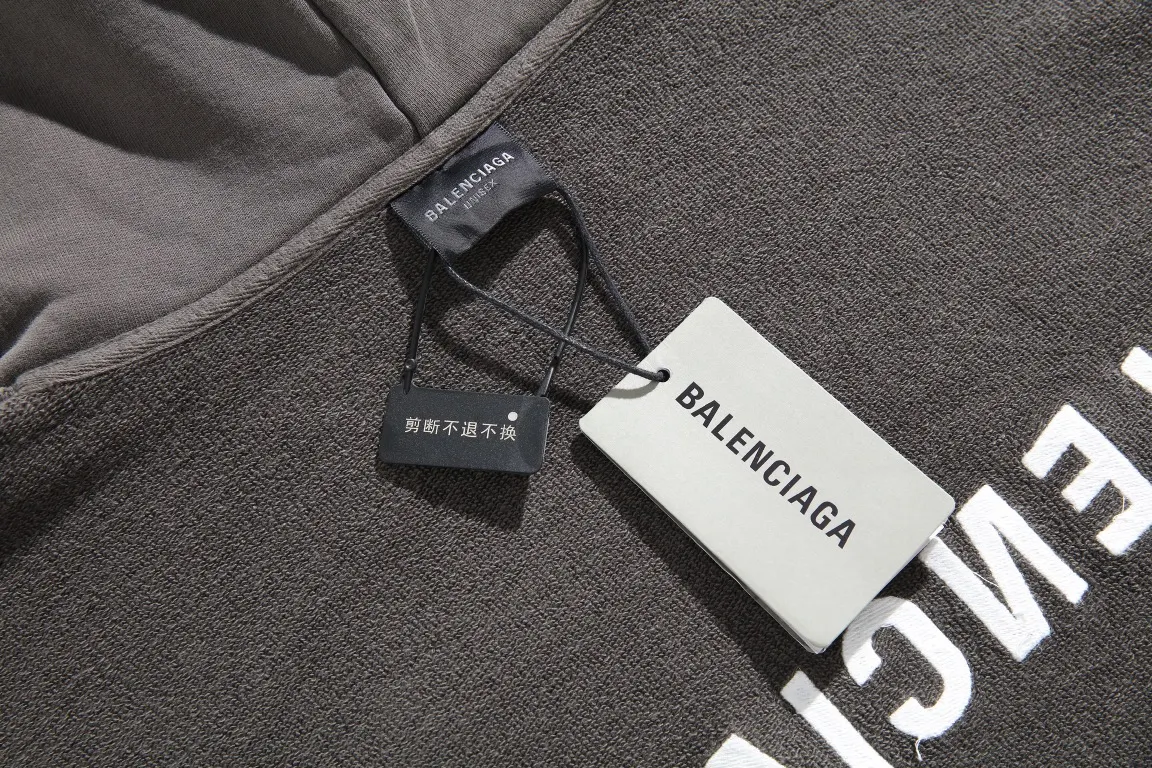 Logo Embroidered Mud-Wash Distressed Hoodie D31920096 — view 18