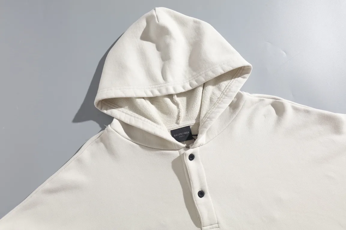 Logo-Print Button-Neck Oversized Hoodie D26922638 — view 14