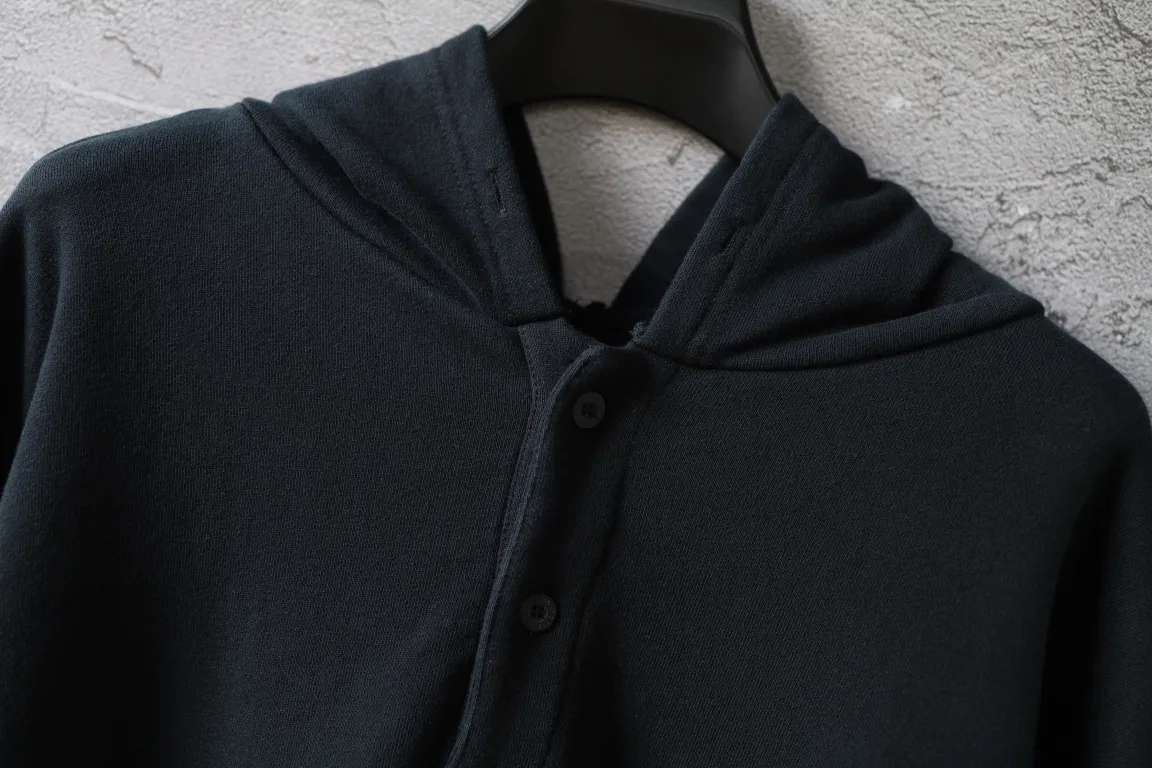Logo-Print Button-Neck Oversized Hoodie D26922638 — view 24