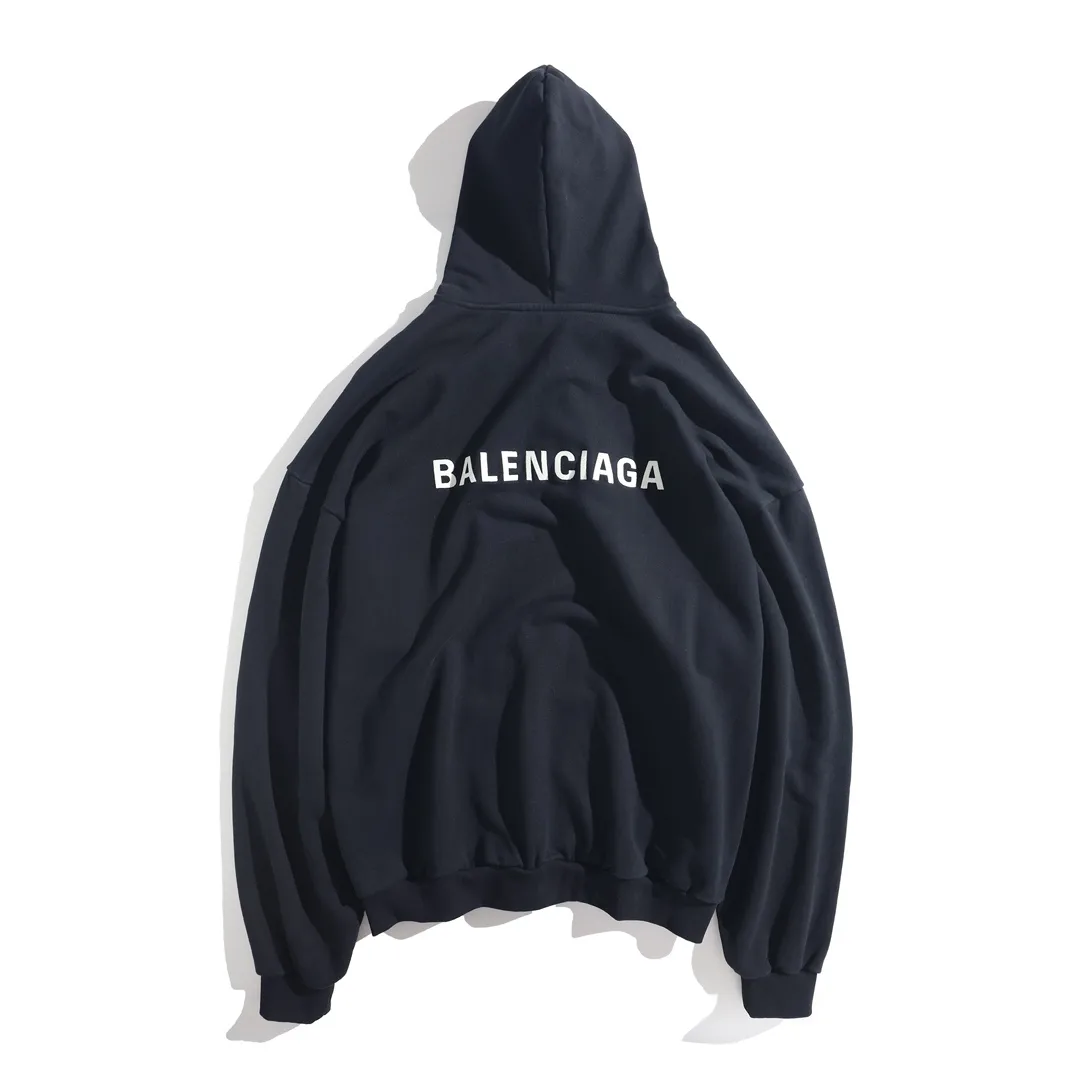 Logo-Print Button-Neck Oversized Hoodie D26922638 — view 29