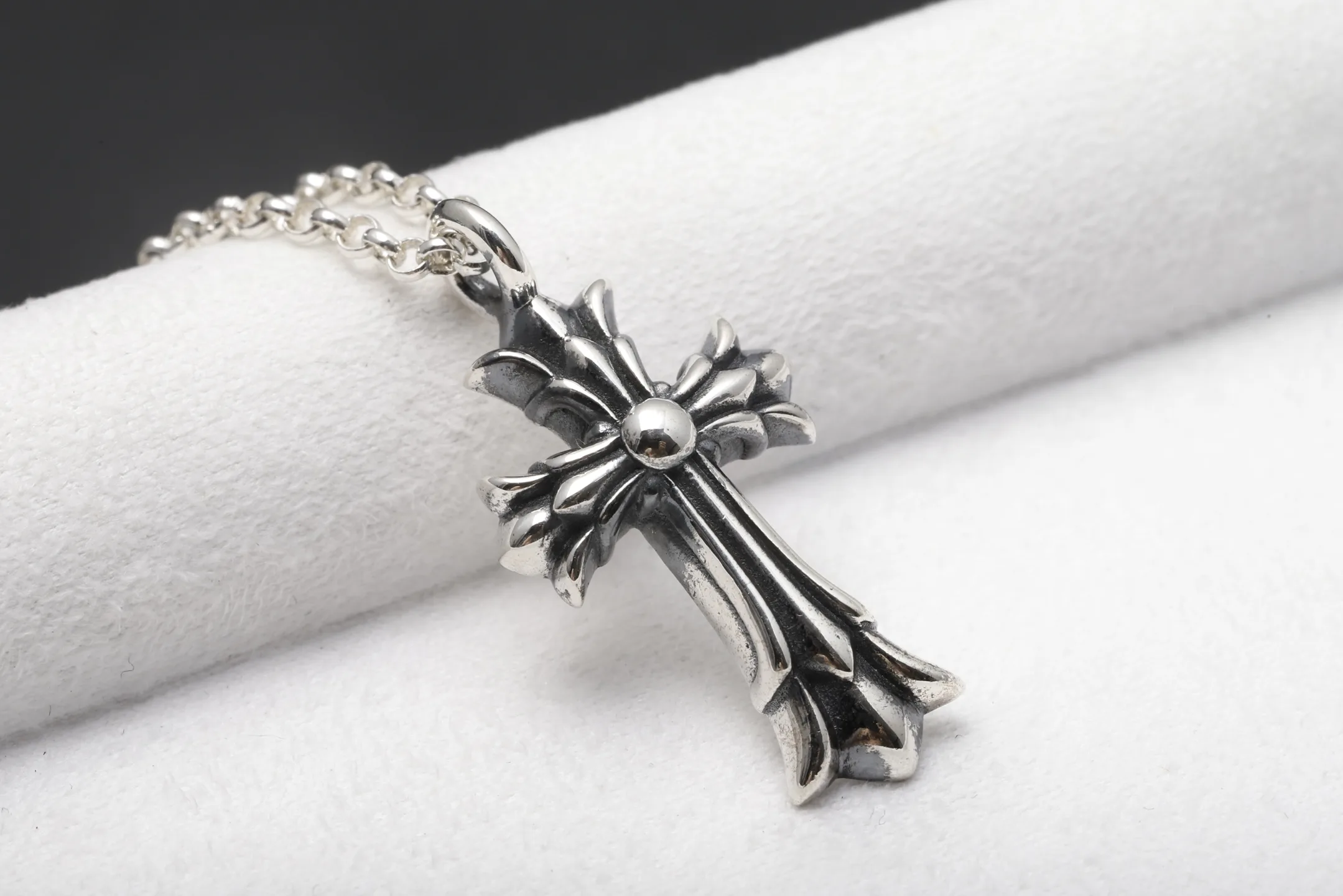 Double-Layer Cross Pendant Necklace (Sterling Silver) D34518443 — view 7