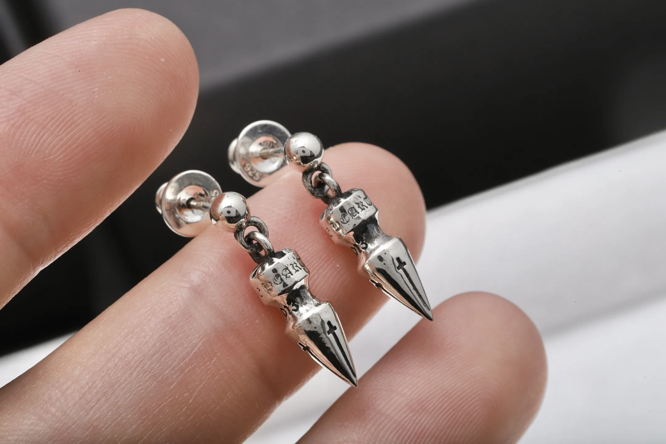 Bullet-Tip Stud Earrings (Sterling Silver) D19018434 — view 6