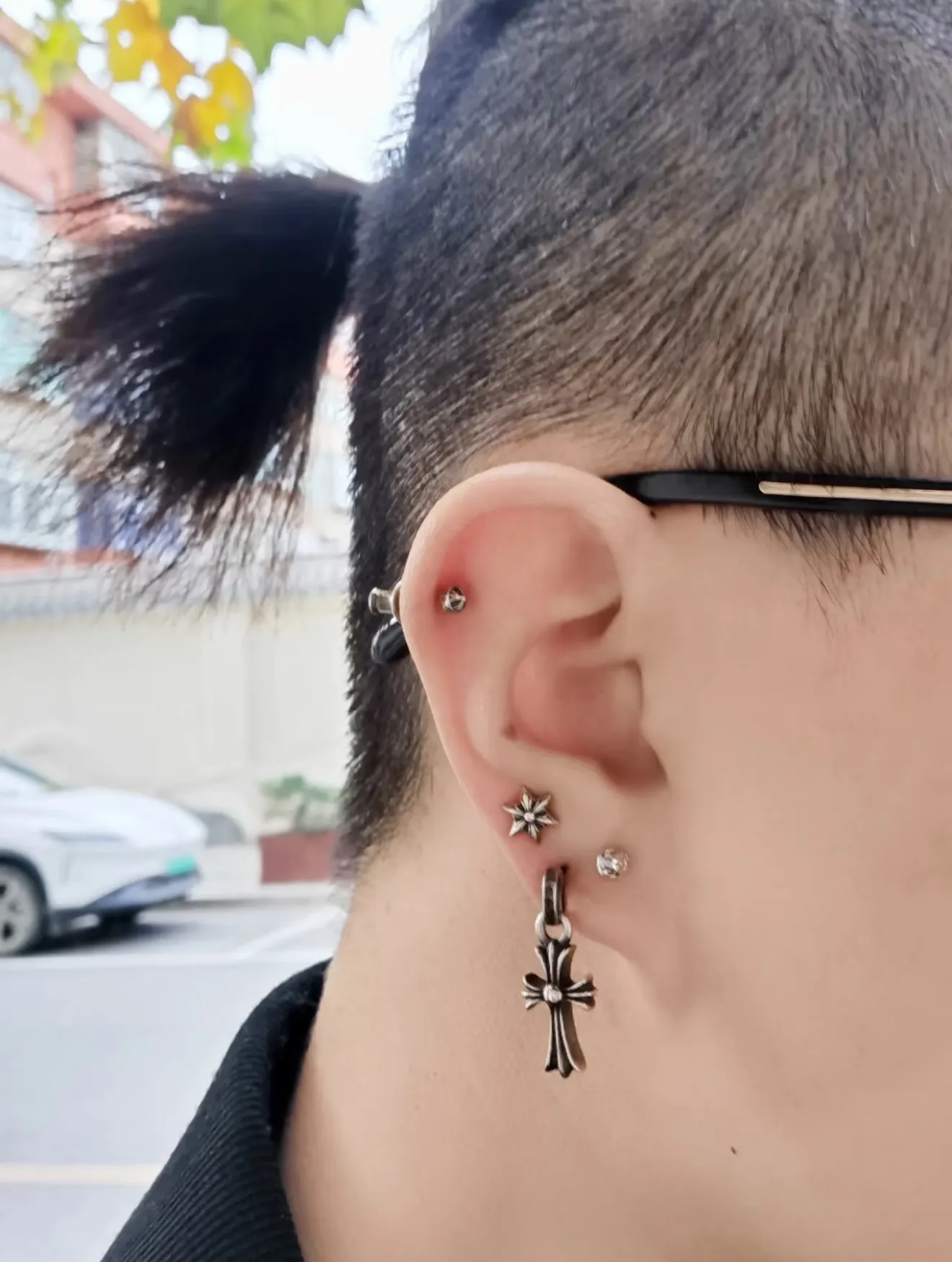 Chrome Hearts-Inspired Cross Ball Stud Earrings D14018437 — view 8