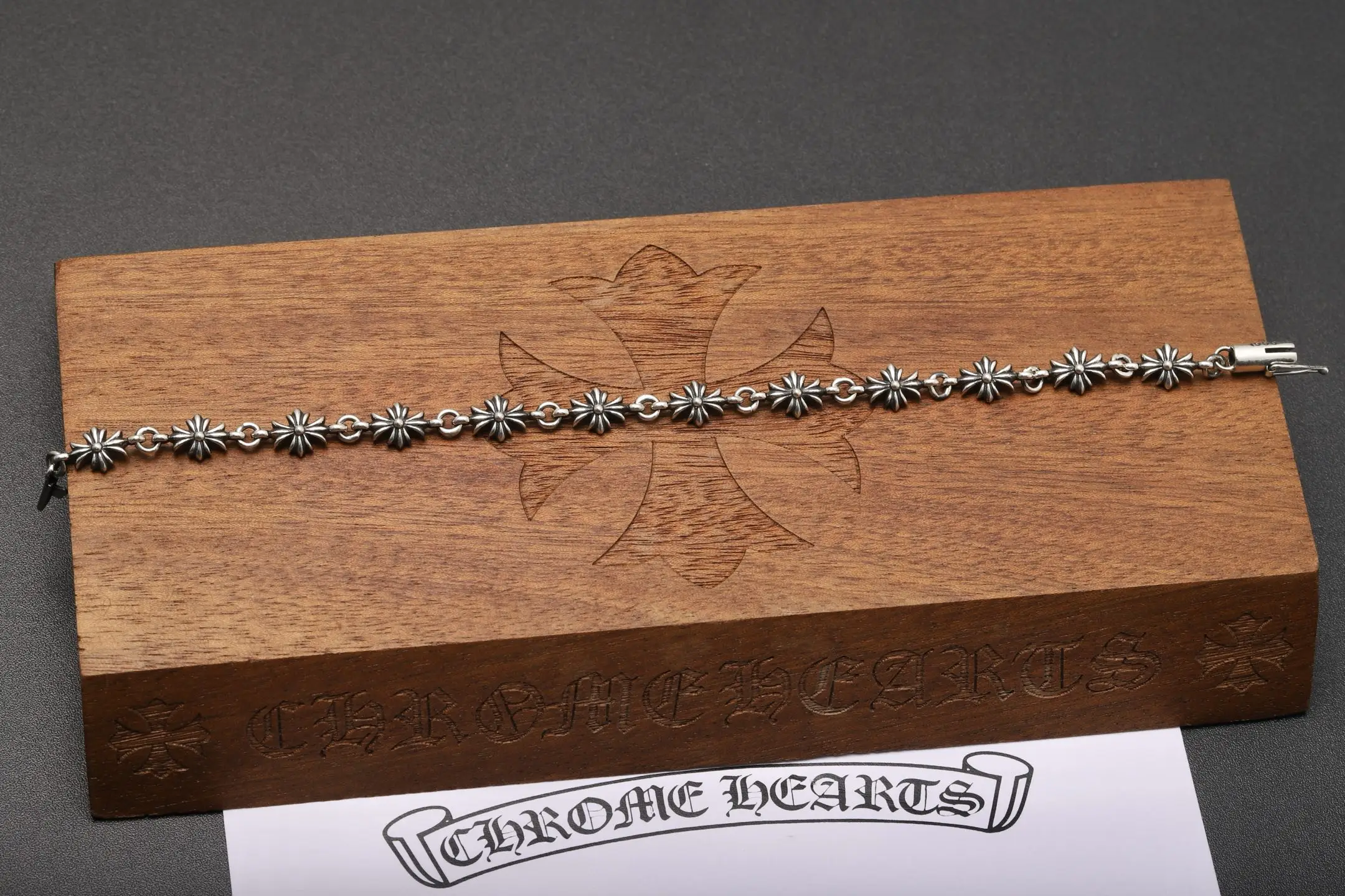 Chrome Hearts Cross Link Bracelet (Sterling Silver) D39018426 — view 3