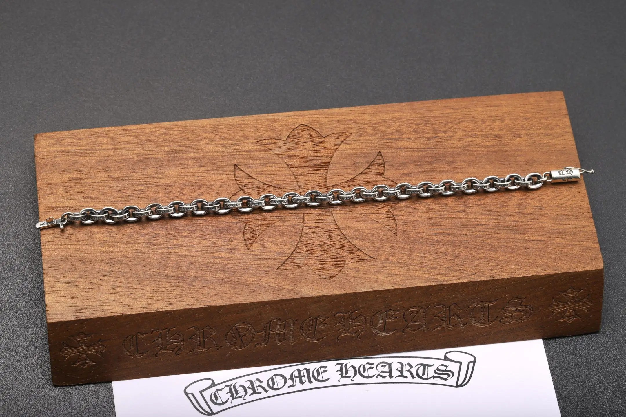 Gothic Letter Chain Bracelet (Sterling Silver) D44518427 — view 3