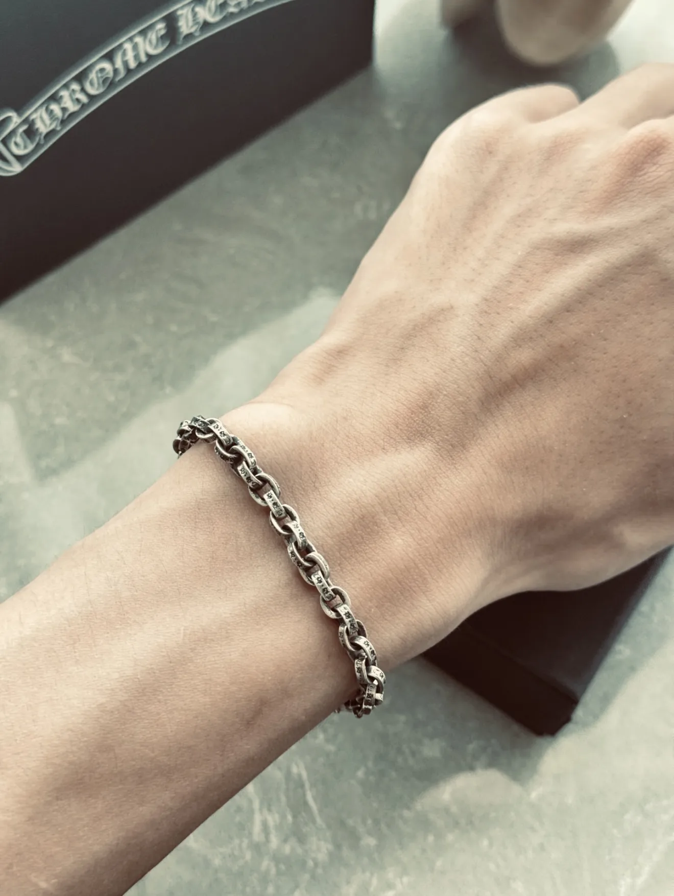 Gothic Letter Chain Bracelet (Sterling Silver) D44518427 — view 7