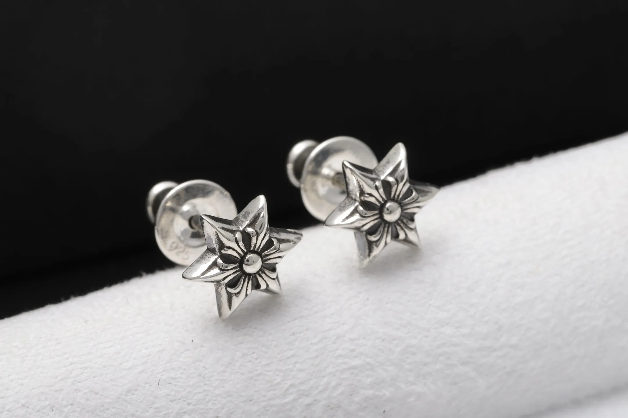Hexagram Stud Earrings (Sterling Silver) D14018436 — view 4