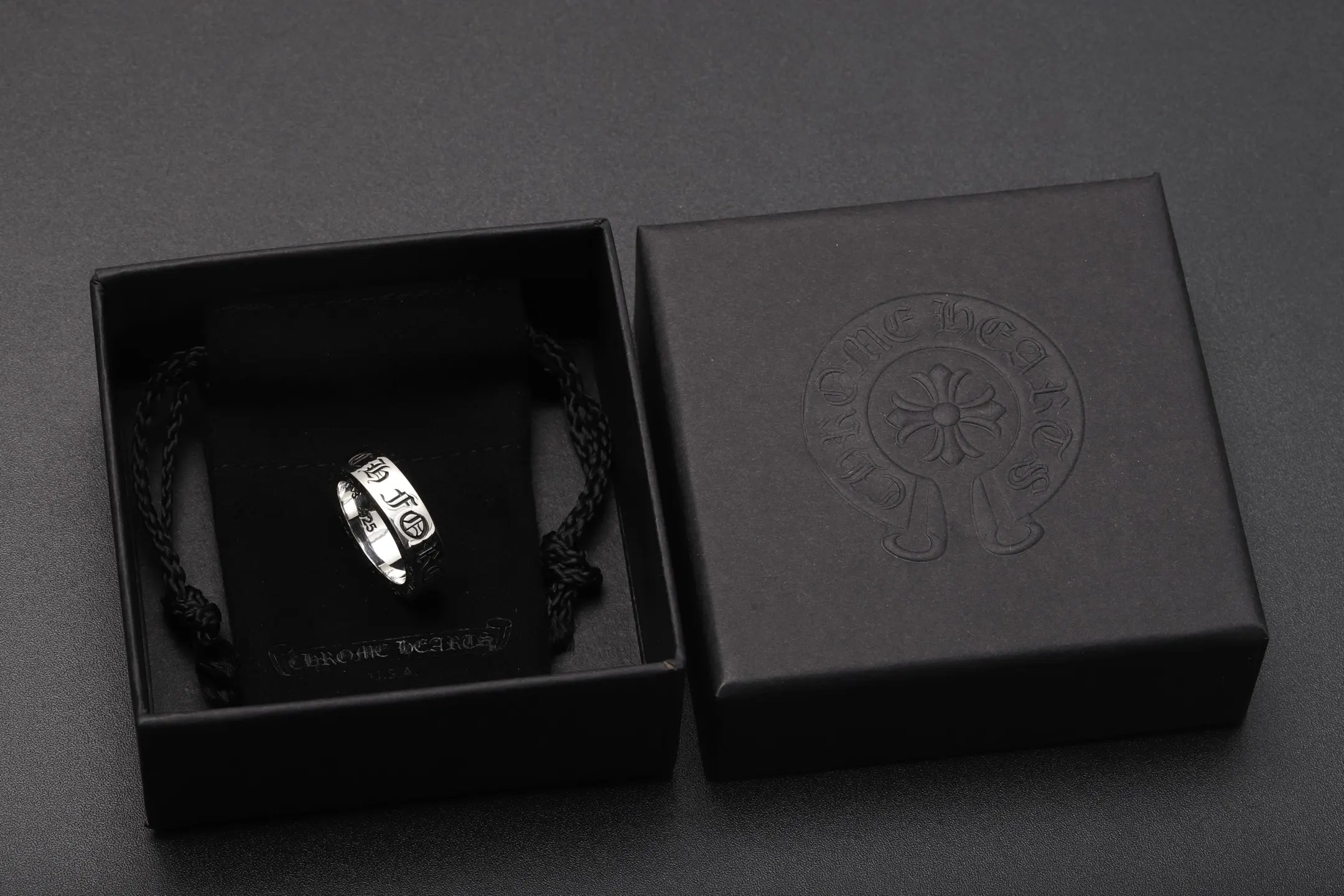 'FOREVER' Engraved Sterling Silver Ring D42518441 — view 2