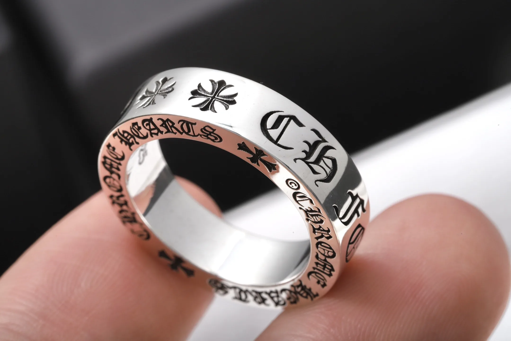 'FOREVER' Engraved Sterling Silver Ring D42518441 — view 4