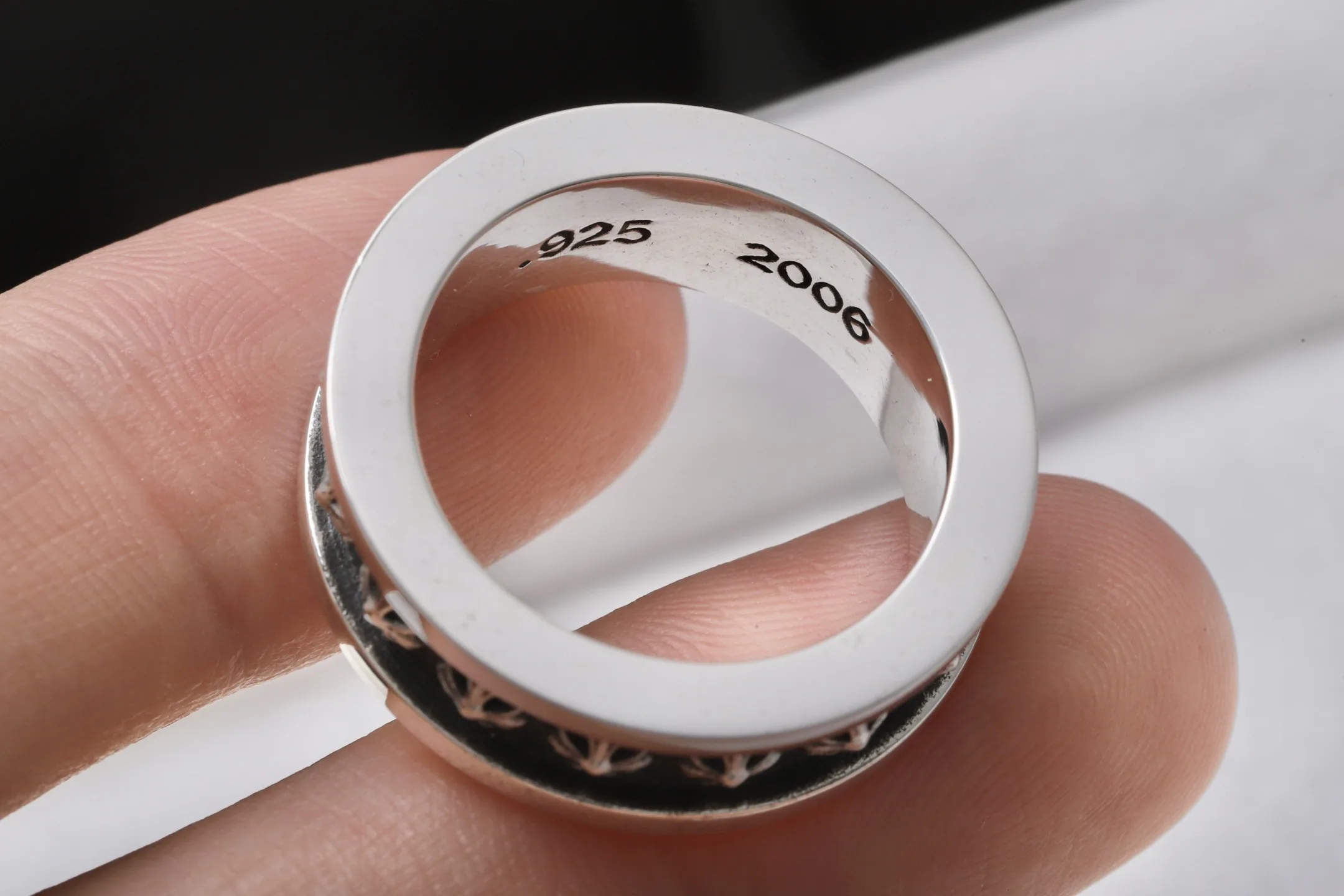 Mini Cross Motif Sterling Silver Ring D47018440 — view 6
