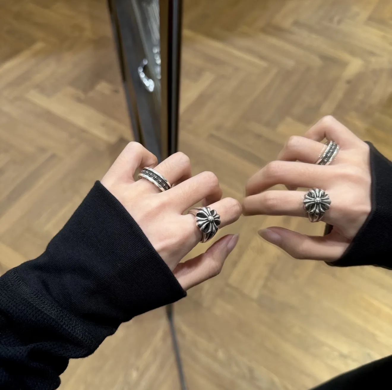 Mini Cross Motif Sterling Silver Ring D47018440 — view 11